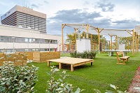 Außenbereich der Universitätsklinik für Kinder- und Jugendpsychiatrie von AKH Wien und MedUni Wien